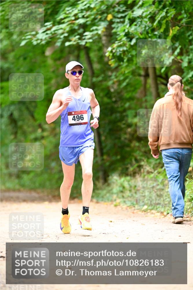 11.10.2026 - Bramfelder Halbmarathon 2026 Dr. Thomas Lammeyer http://msf.ph/oto/10826183 11.10.2026 10:53:59 Laufen 496 meine-sportfotos.de