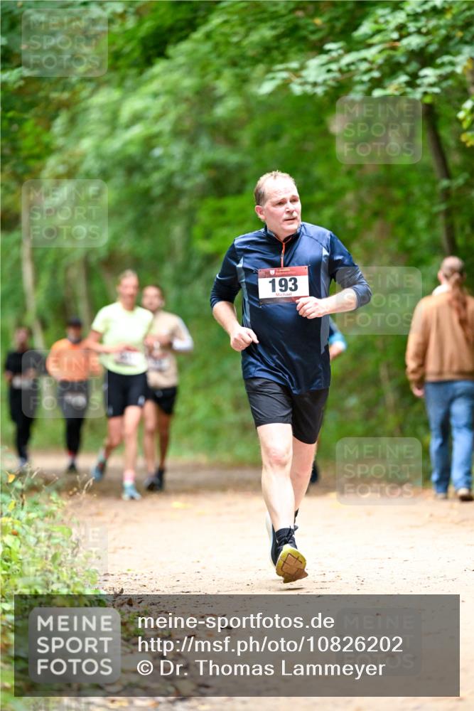 11.10.2026 - Bramfelder Halbmarathon 2026 Dr. Thomas Lammeyer http://msf.ph/oto/10826202 11.10.2026 10:54:06 Laufen 193 meine-sportfotos.de