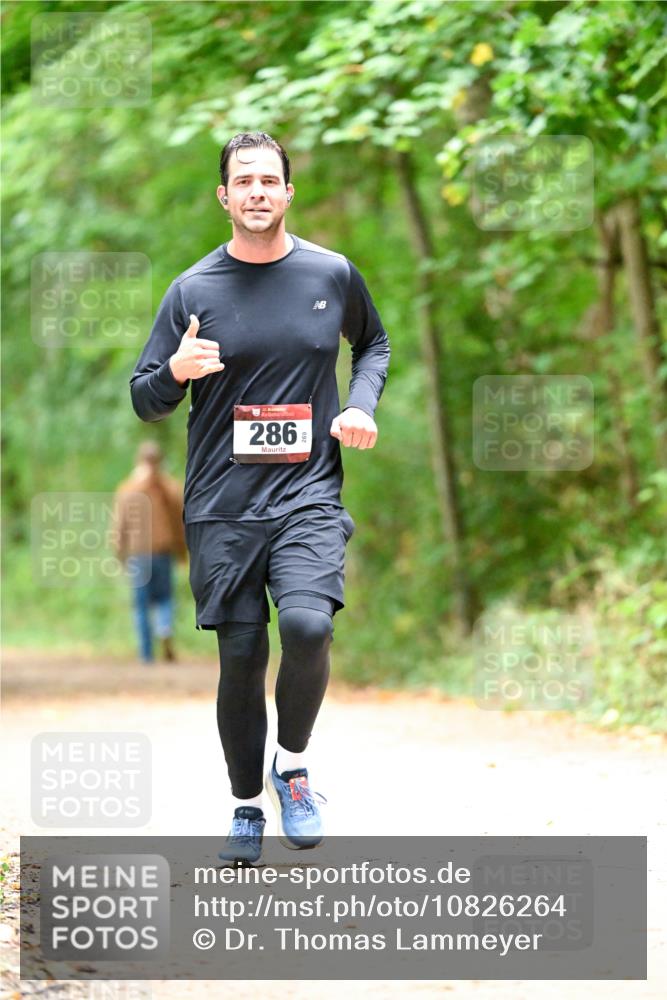 11.10.2026 - Bramfelder Halbmarathon 2026 Dr. Thomas Lammeyer http://msf.ph/oto/10826264 11.10.2026 10:54:19 Laufen 286 meine-sportfotos.de