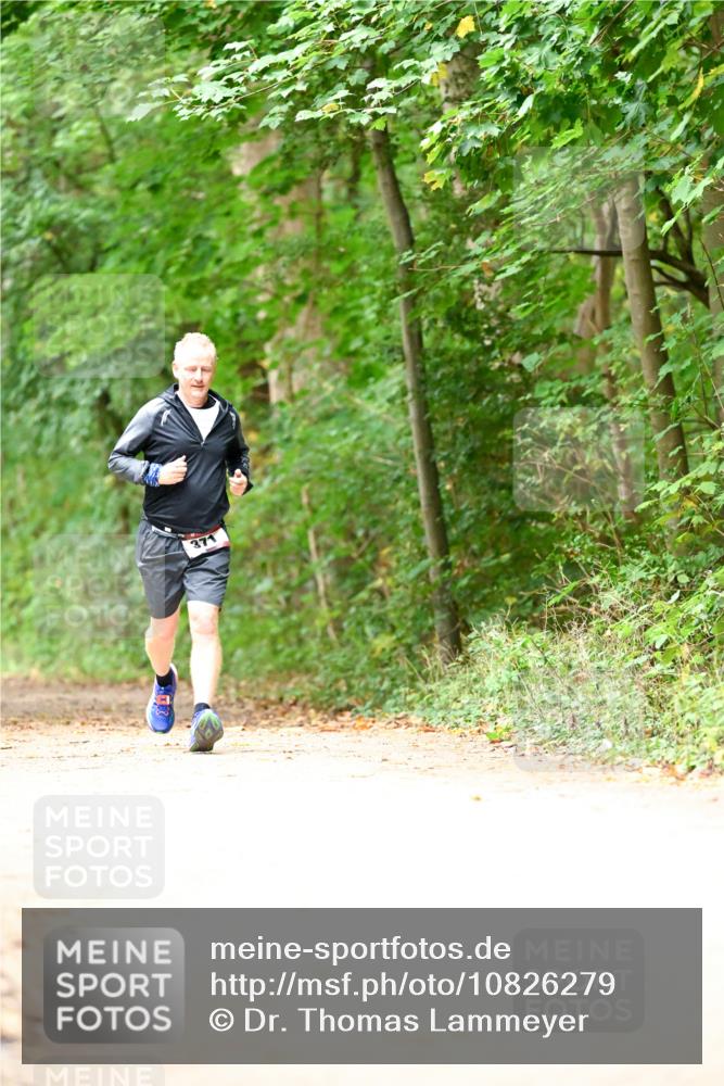11.10.2026 - Bramfelder Halbmarathon 2026 Dr. Thomas Lammeyer http://msf.ph/oto/10826279 11.10.2026 10:54:31 Laufen 371 meine-sportfotos.de