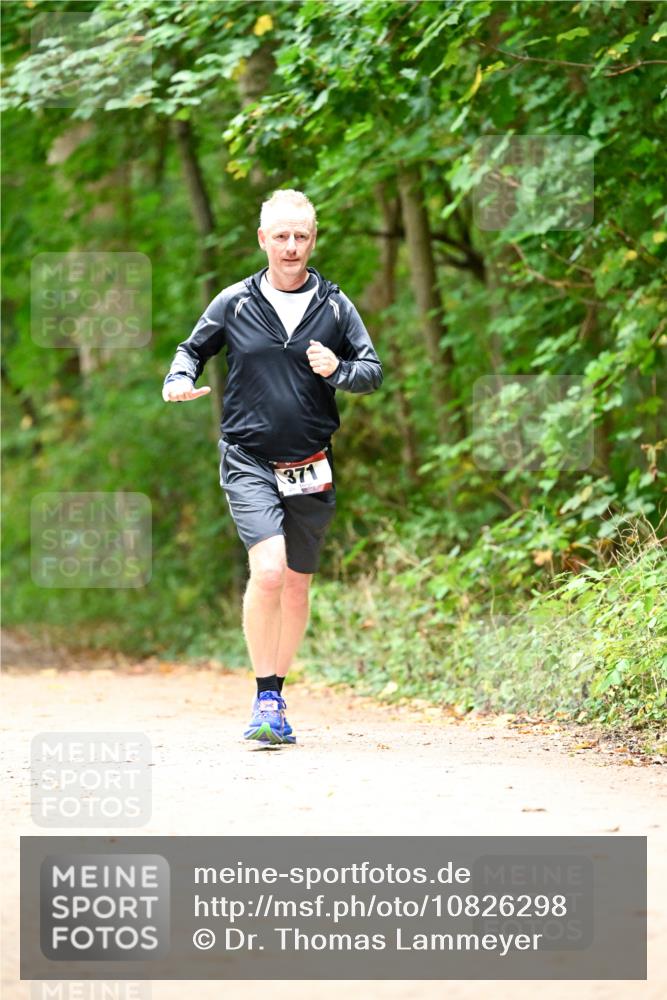 11.10.2026 - Bramfelder Halbmarathon 2026 Dr. Thomas Lammeyer http://msf.ph/oto/10826298 11.10.2026 10:54:33 Laufen 371 meine-sportfotos.de