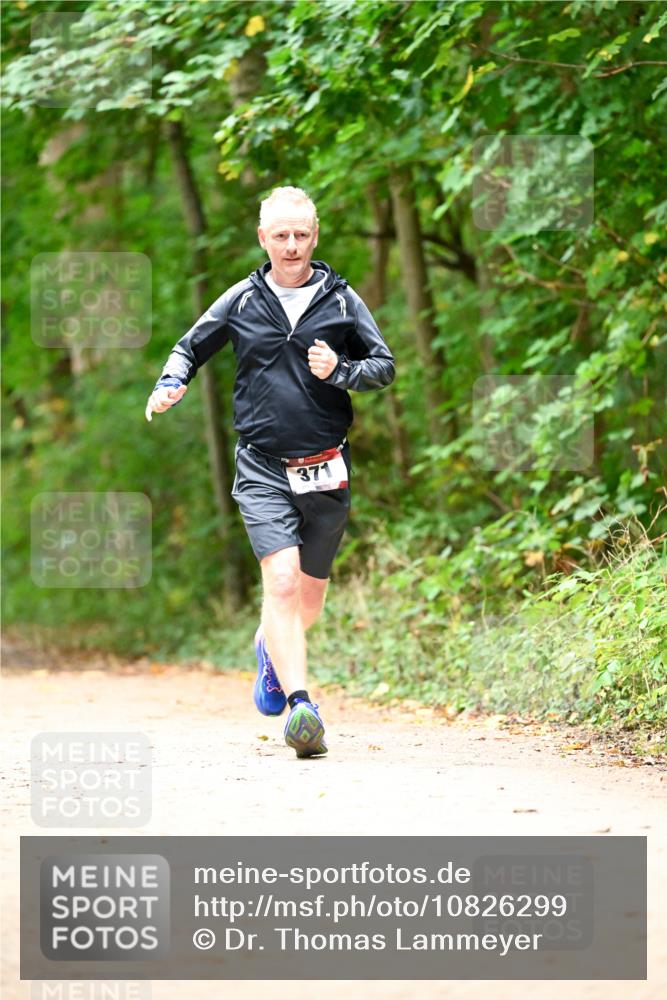 11.10.2026 - Bramfelder Halbmarathon 2026 Dr. Thomas Lammeyer http://msf.ph/oto/10826299 11.10.2026 10:54:34 Laufen 371 meine-sportfotos.de