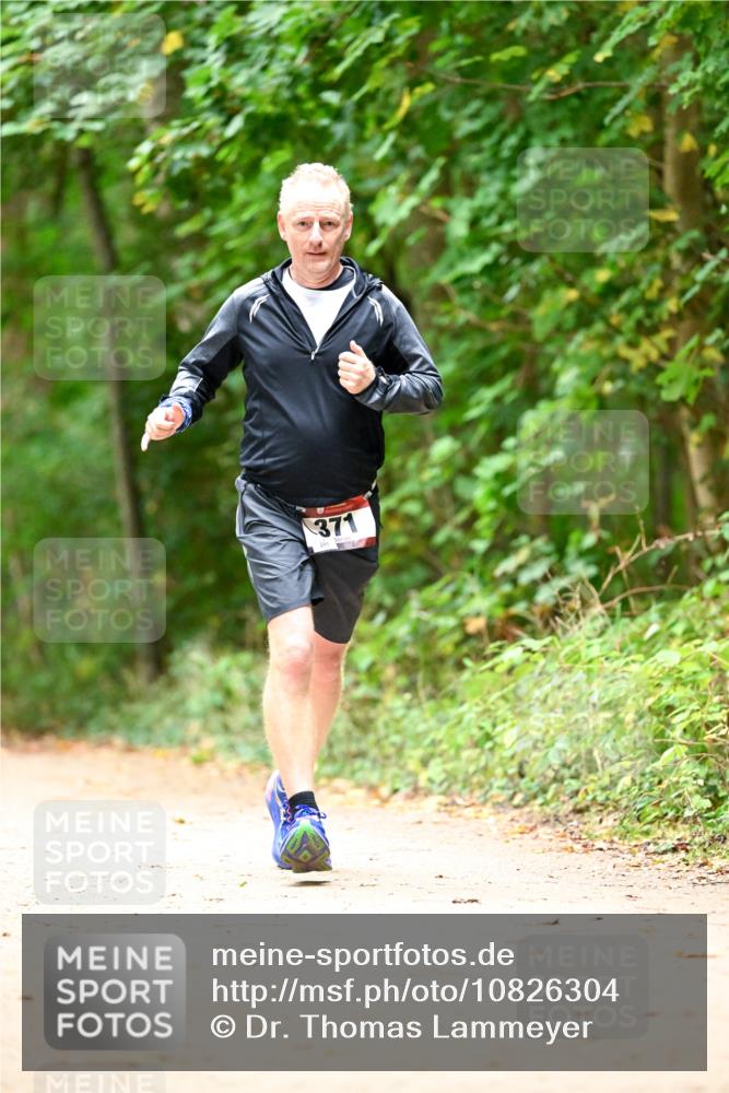 11.10.2026 - Bramfelder Halbmarathon 2026 Dr. Thomas Lammeyer http://msf.ph/oto/10826304 11.10.2026 10:54:34 Laufen 371, 241 meine-sportfotos.de