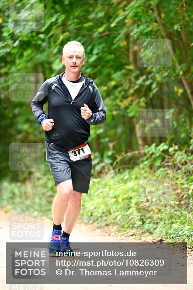 11.10.2026 - Bramfelder Halbmarathon 2026 Dr. Thomas Lammeyer http://msf.ph/oto/10826309 11.10.2026 10:54:35 Laufen 371, 241 meine-sportfotos.de