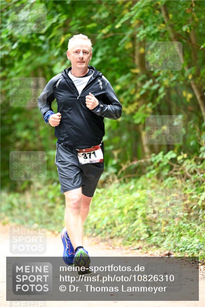 11.10.2026 - Bramfelder Halbmarathon 2026 Dr. Thomas Lammeyer http://msf.ph/oto/10826310 11.10.2026 10:54:35 Laufen 371, 241 meine-sportfotos.de