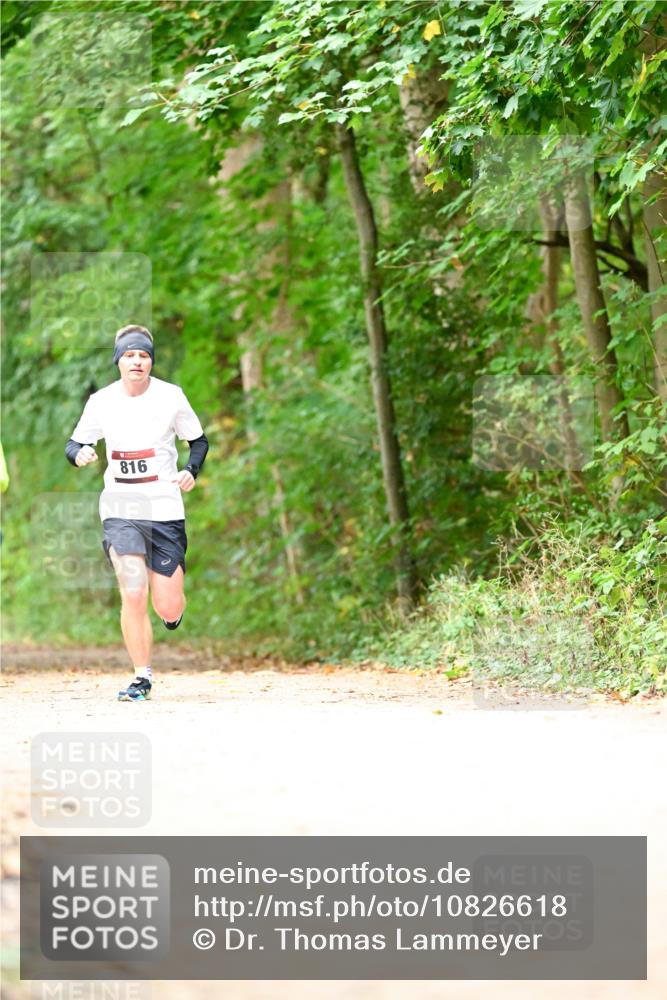 11.10.2026 - Bramfelder Halbmarathon 2026 Dr. Thomas Lammeyer http://msf.ph/oto/10826618 11.10.2026 10:57:48 Laufen  meine-sportfotos.de
