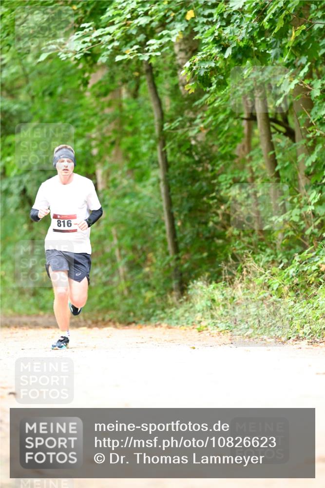 11.10.2026 - Bramfelder Halbmarathon 2026 Dr. Thomas Lammeyer http://msf.ph/oto/10826623 11.10.2026 10:57:49 Laufen 816 meine-sportfotos.de