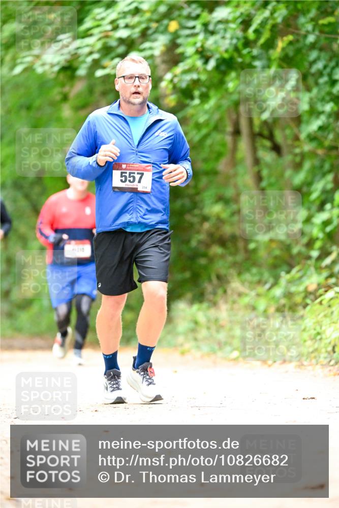 11.10.2026 - Bramfelder Halbmarathon 2026 Dr. Thomas Lammeyer http://msf.ph/oto/10826682 11.10.2026 10:58:02 Laufen 20, 557, 254 meine-sportfotos.de