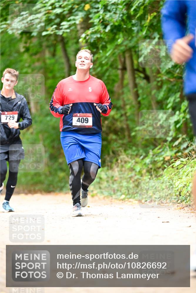 11.10.2026 - Bramfelder Halbmarathon 2026 Dr. Thomas Lammeyer http://msf.ph/oto/10826692 11.10.2026 10:58:04 Laufen 729, 22, 409, 5 meine-sportfotos.de