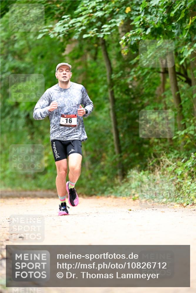 11.10.2026 - Bramfelder Halbmarathon 2026 Dr. Thomas Lammeyer http://msf.ph/oto/10826712 11.10.2026 10:58:10 Laufen 16 meine-sportfotos.de