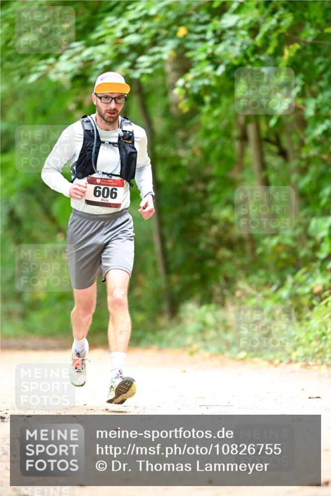 11.10.2026 - Bramfelder Halbmarathon 2026 Dr. Thomas Lammeyer http://msf.ph/oto/10826755 11.10.2026 10:58:21 Laufen 606 meine-sportfotos.de