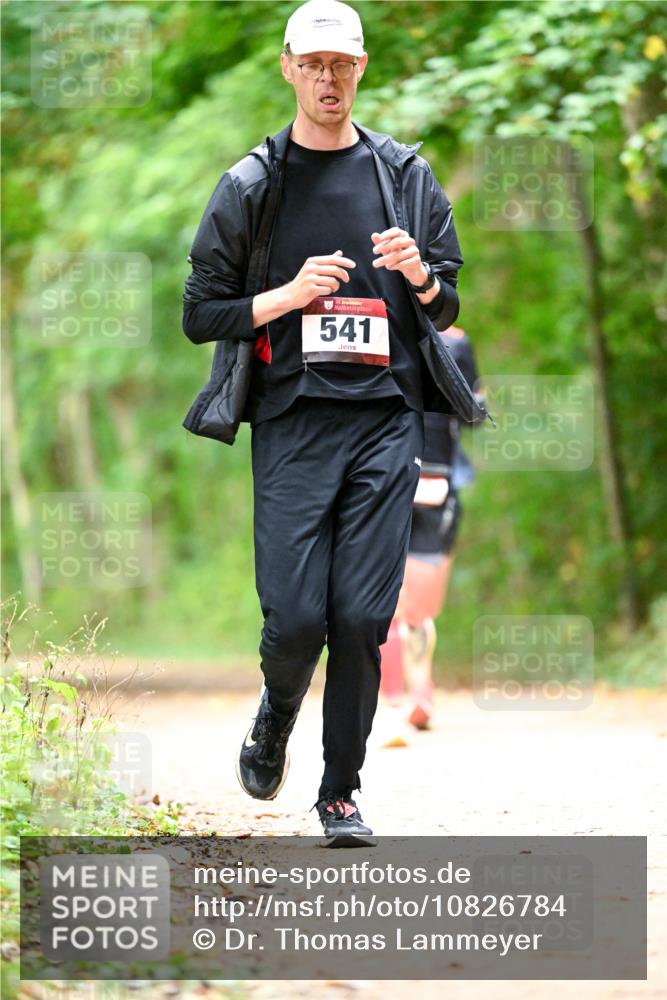11.10.2026 - Bramfelder Halbmarathon 2026 Dr. Thomas Lammeyer http://msf.ph/oto/10826784 11.10.2026 10:58:42 Laufen 541 meine-sportfotos.de