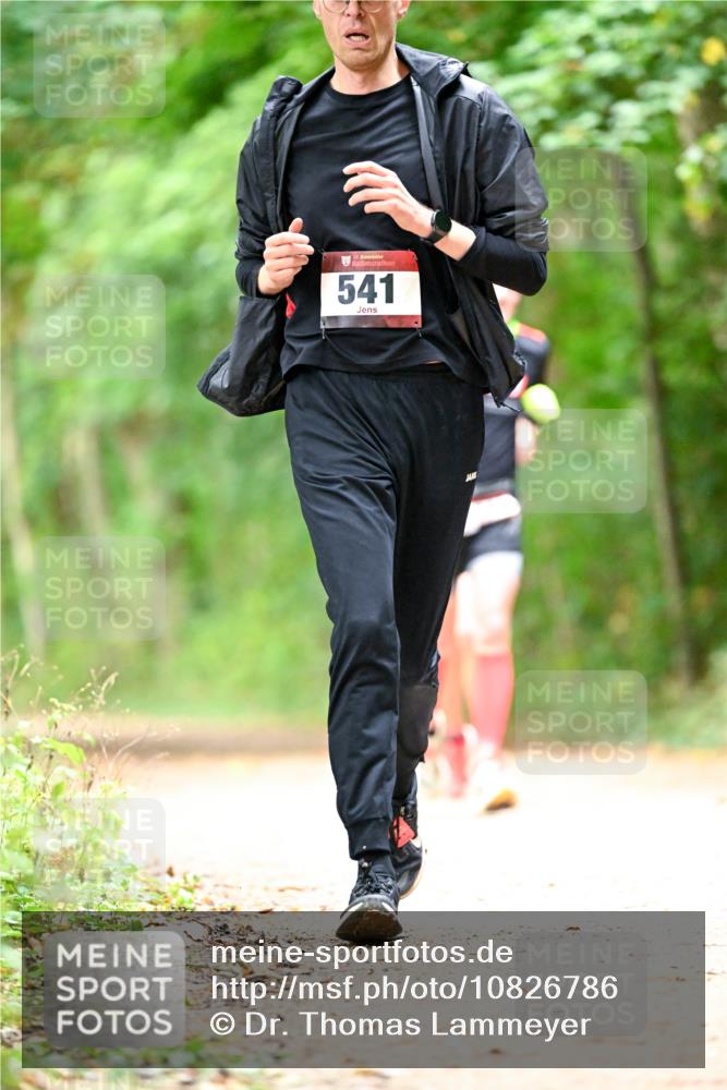 11.10.2026 - Bramfelder Halbmarathon 2026 Dr. Thomas Lammeyer http://msf.ph/oto/10826786 11.10.2026 10:58:42 Laufen 541 meine-sportfotos.de