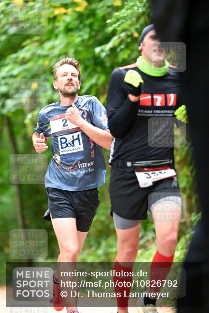 11.10.2026 - Bramfelder Halbmarathon 2026 Dr. Thomas Lammeyer http://msf.ph/oto/10826792 11.10.2026 10:58:45 Laufen 2, 700, 22, 330 meine-sportfotos.de