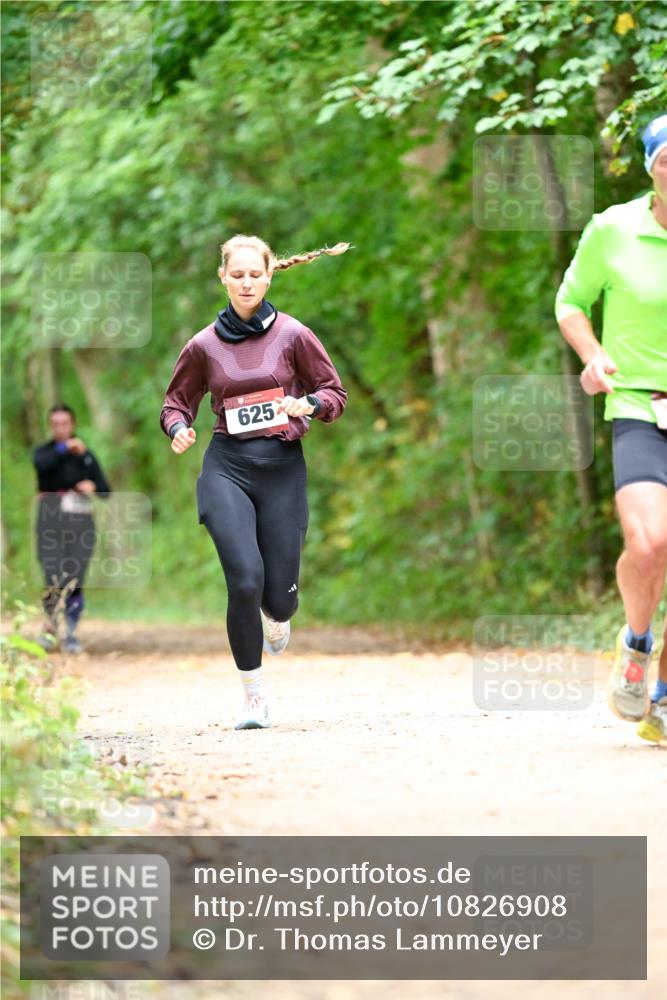 11.10.2026 - Bramfelder Halbmarathon 2026 Dr. Thomas Lammeyer http://msf.ph/oto/10826908 11.10.2026 10:59:30 Laufen 625 meine-sportfotos.de