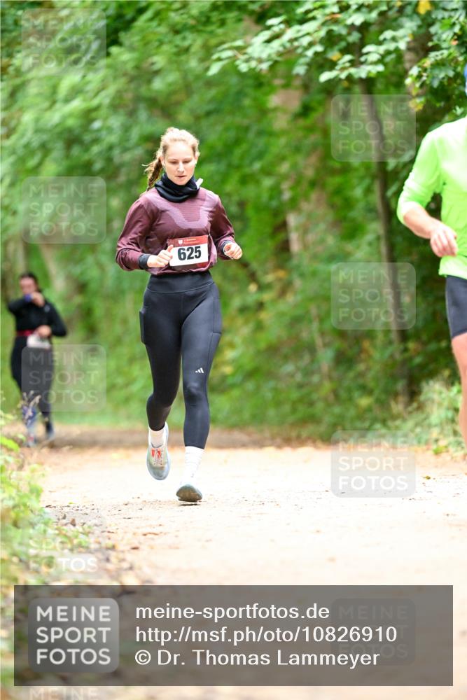 11.10.2026 - Bramfelder Halbmarathon 2026 Dr. Thomas Lammeyer http://msf.ph/oto/10826910 11.10.2026 10:59:31 Laufen 625 meine-sportfotos.de