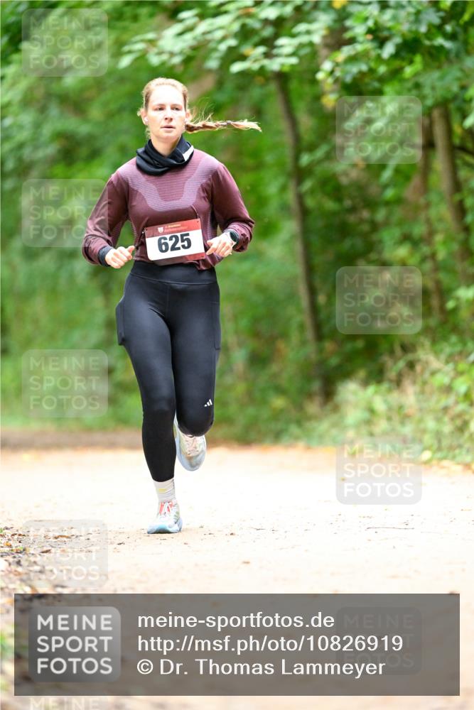 11.10.2026 - Bramfelder Halbmarathon 2026 Dr. Thomas Lammeyer http://msf.ph/oto/10826919 11.10.2026 10:59:32 Laufen 625 meine-sportfotos.de