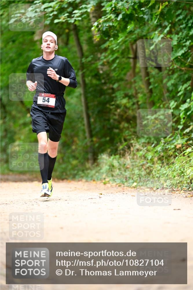 11.10.2026 - Bramfelder Halbmarathon 2026 Dr. Thomas Lammeyer http://msf.ph/oto/10827104 11.10.2026 11:00:36 Laufen 54 meine-sportfotos.de
