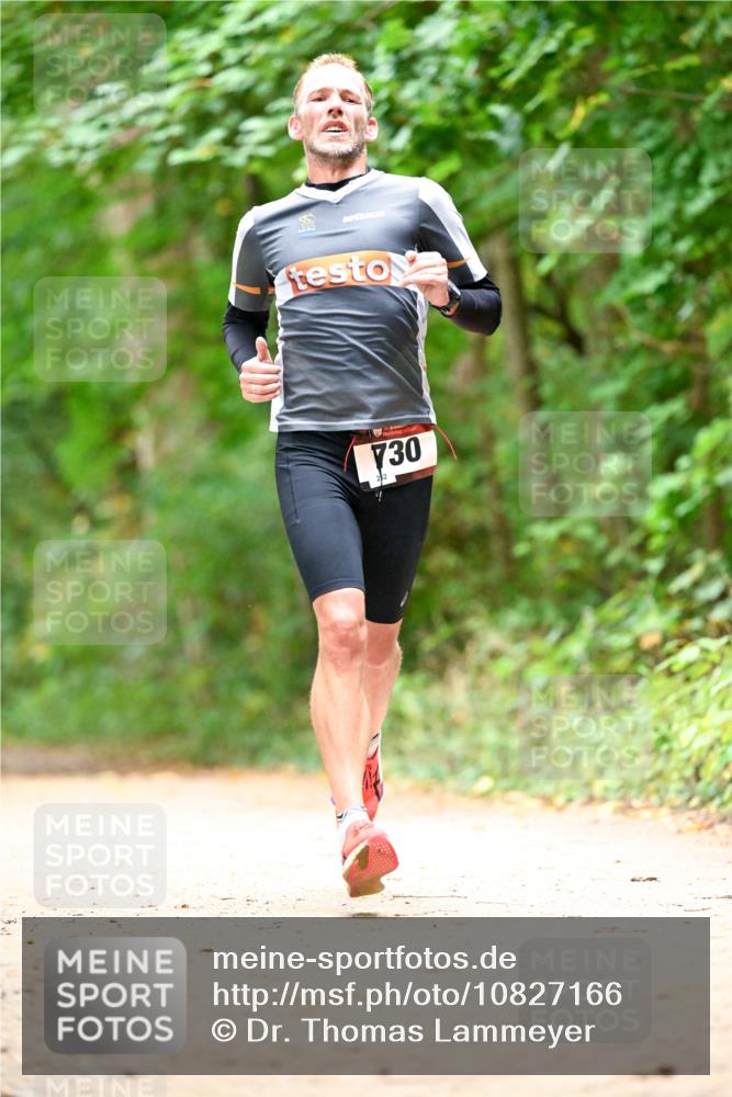 11.10.2026 - Bramfelder Halbmarathon 2026 Dr. Thomas Lammeyer http://msf.ph/oto/10827166 11.10.2026 11:01:02 Laufen 730 meine-sportfotos.de