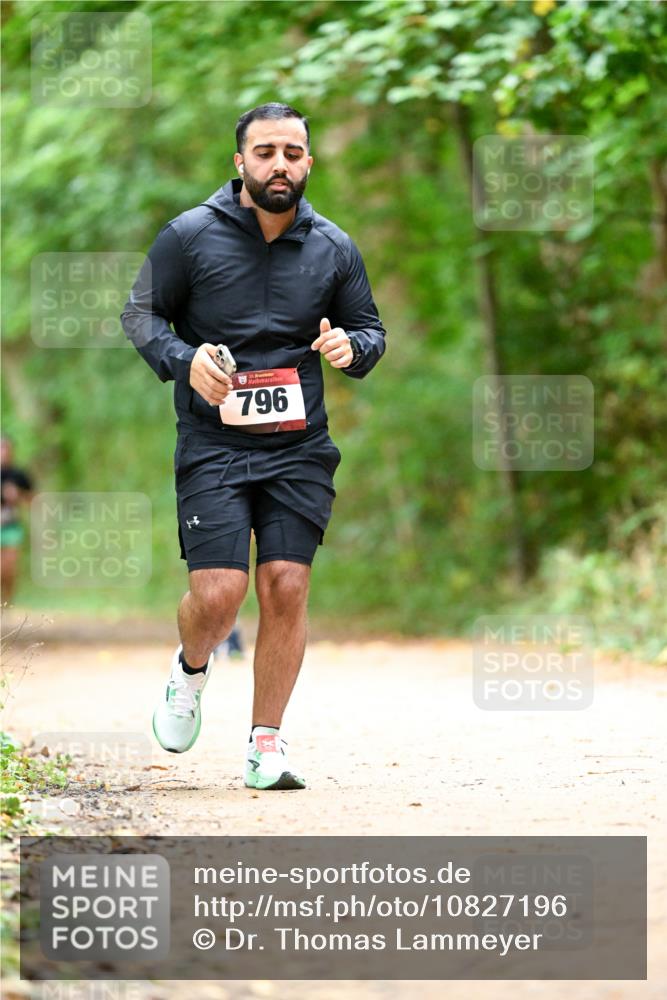 11.10.2026 - Bramfelder Halbmarathon 2026 Dr. Thomas Lammeyer http://msf.ph/oto/10827196 11.10.2026 11:01:12 Laufen 796 meine-sportfotos.de