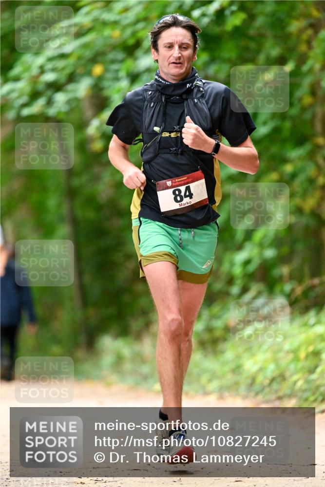 11.10.2026 - Bramfelder Halbmarathon 2026 Dr. Thomas Lammeyer http://msf.ph/oto/10827245 11.10.2026 11:01:24 Laufen 35, 84 meine-sportfotos.de