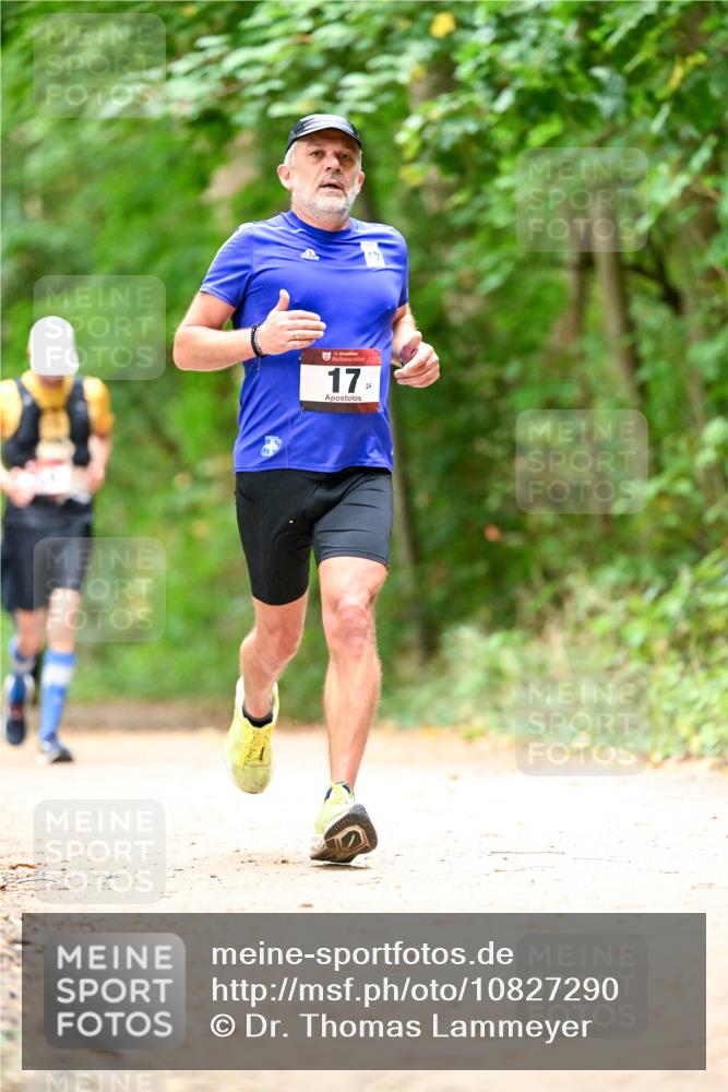 11.10.2026 - Bramfelder Halbmarathon 2026 Dr. Thomas Lammeyer http://msf.ph/oto/10827290 11.10.2026 11:01:34 Laufen 35, 17 meine-sportfotos.de