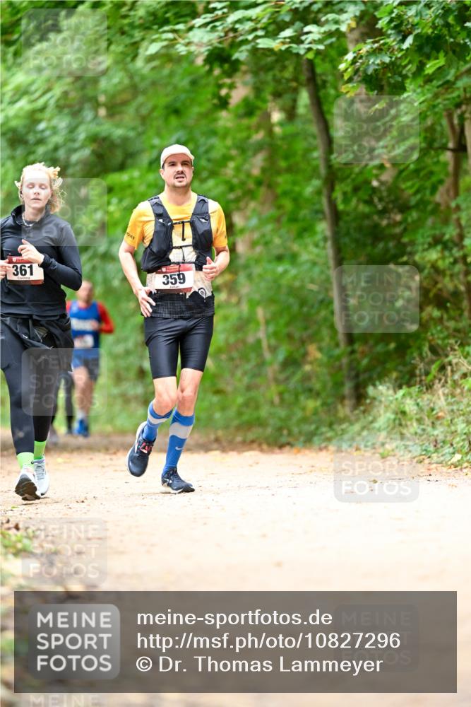 11.10.2026 - Bramfelder Halbmarathon 2026 Dr. Thomas Lammeyer http://msf.ph/oto/10827296 11.10.2026 11:01:35 Laufen 361, 359 meine-sportfotos.de