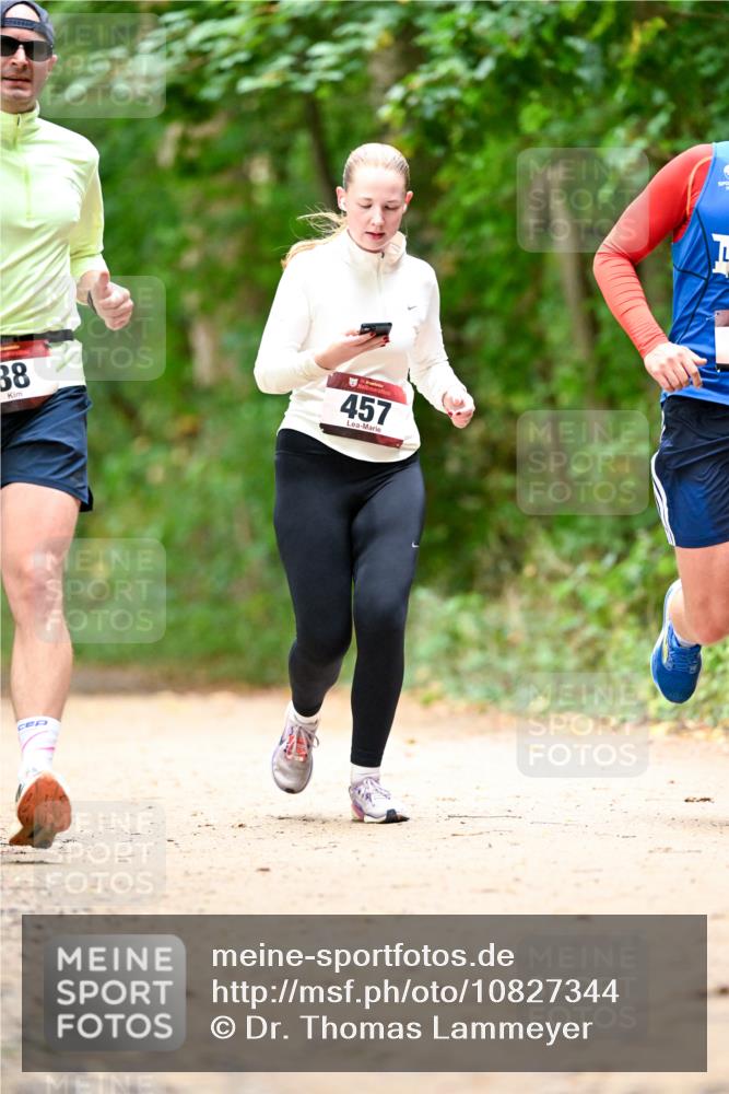 11.10.2026 - Bramfelder Halbmarathon 2026 Dr. Thomas Lammeyer http://msf.ph/oto/10827344 11.10.2026 11:01:44 Laufen 38, 457 meine-sportfotos.de