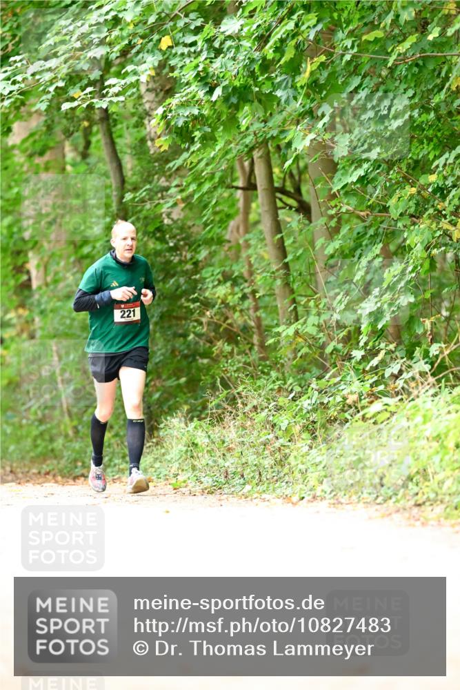 11.10.2026 - Bramfelder Halbmarathon 2026 Dr. Thomas Lammeyer http://msf.ph/oto/10827483 11.10.2026 11:03:00 Laufen 221 meine-sportfotos.de