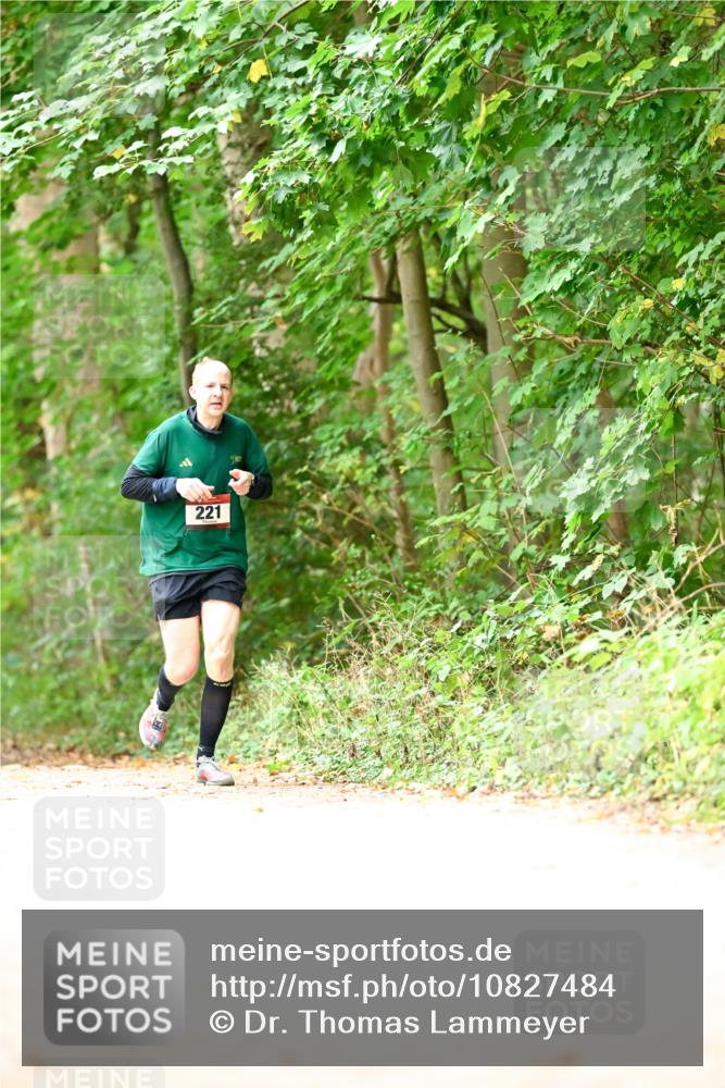 11.10.2026 - Bramfelder Halbmarathon 2026 Dr. Thomas Lammeyer http://msf.ph/oto/10827484 11.10.2026 11:03:01 Laufen 221 meine-sportfotos.de