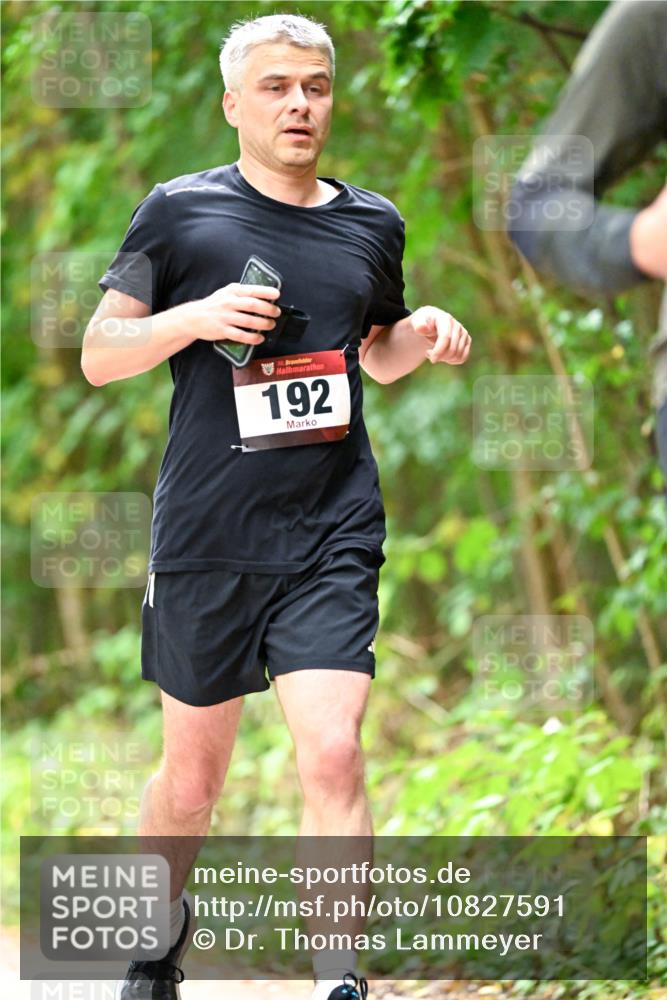 11.10.2026 - Bramfelder Halbmarathon 2026 Dr. Thomas Lammeyer http://msf.ph/oto/10827591 11.10.2026 11:03:21 Laufen 192 meine-sportfotos.de