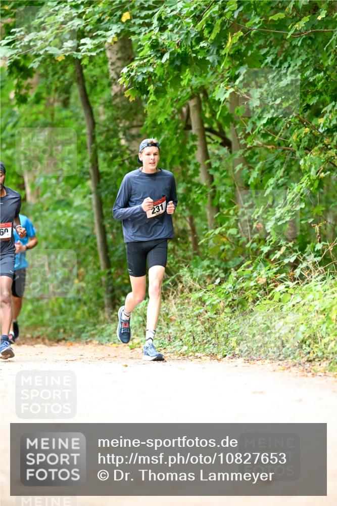11.10.2026 - Bramfelder Halbmarathon 2026 Dr. Thomas Lammeyer http://msf.ph/oto/10827653 11.10.2026 11:03:49 Laufen 60, 231 meine-sportfotos.de