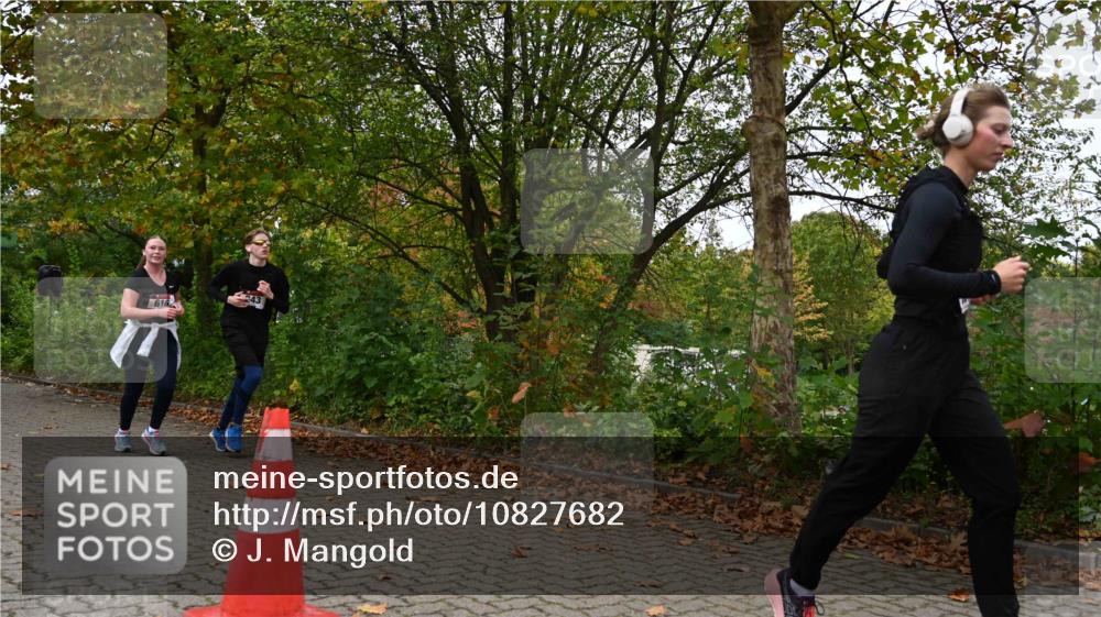 11.10.2026 - Bramfelder Halbmarathon 2026 J. Mangold http://msf.ph/oto/10827682 11.10.2026 10:42:46 Laufen 16, 243, 357, 616 meine-sportfotos.de
