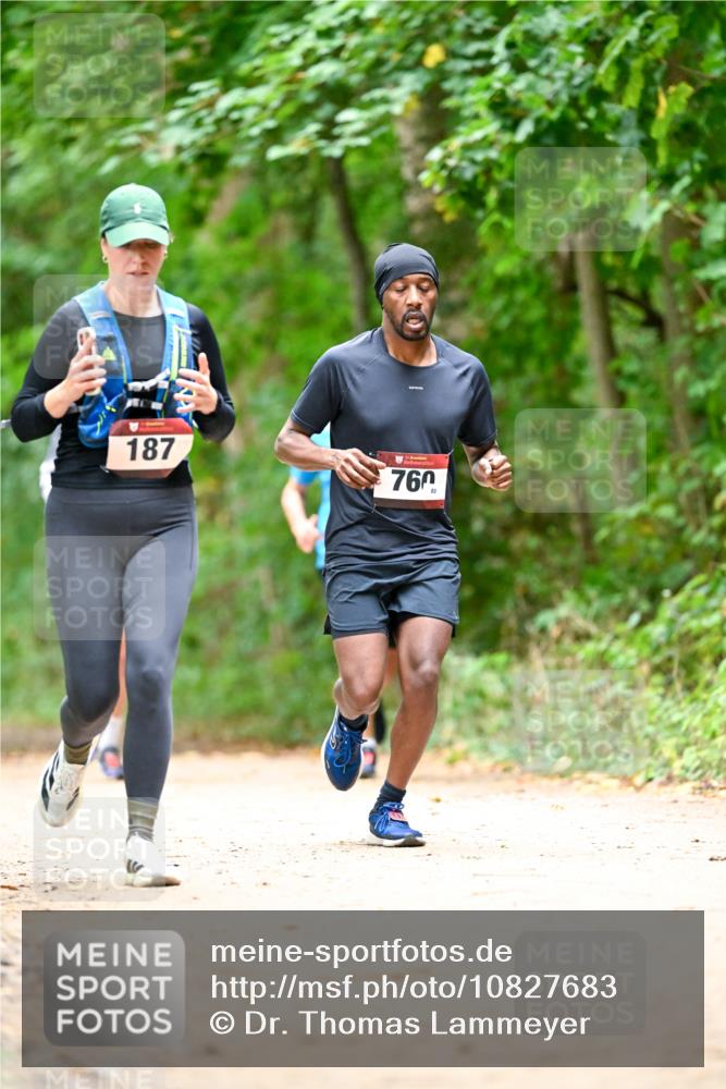 11.10.2026 - Bramfelder Halbmarathon 2026 Dr. Thomas Lammeyer http://msf.ph/oto/10827683 11.10.2026 11:03:52 Laufen 187, 760 meine-sportfotos.de