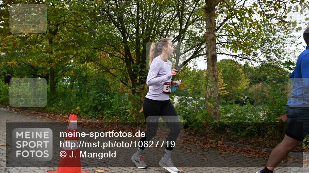 11.10.2026 - Bramfelder Halbmarathon 2026 J. Mangold http://msf.ph/oto/10827719 11.10.2026 10:42:53 Laufen 243, 509, 616, 623, 624 meine-sportfotos.de