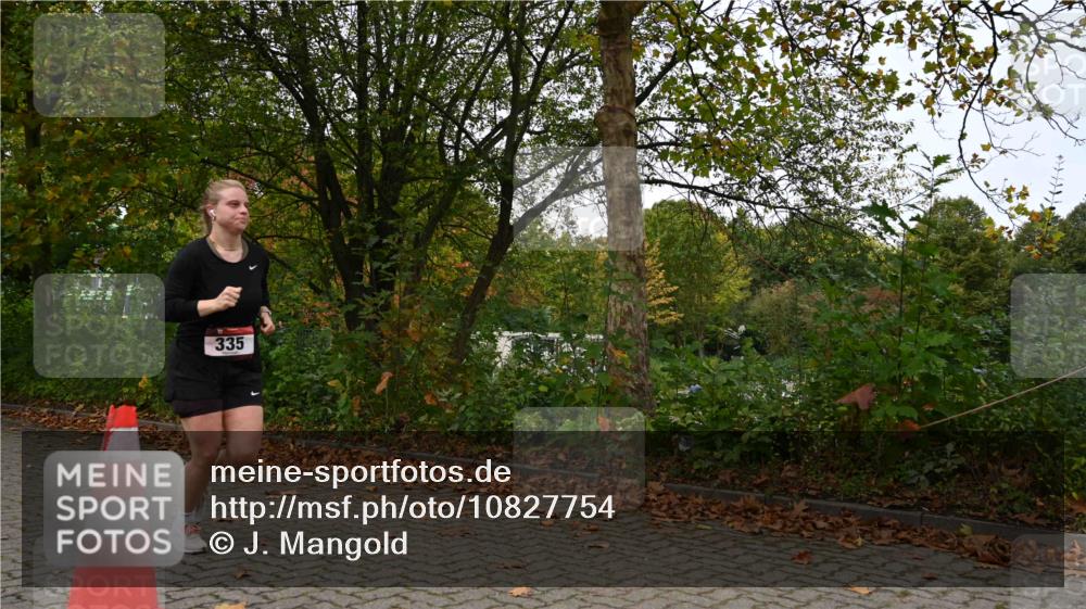 11.10.2026 - Bramfelder Halbmarathon 2026 J. Mangold http://msf.ph/oto/10827754 11.10.2026 10:43:20 Laufen 147, 335, 336 meine-sportfotos.de