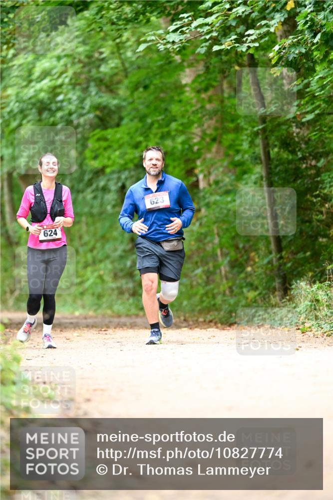 11.10.2026 - Bramfelder Halbmarathon 2026 Dr. Thomas Lammeyer http://msf.ph/oto/10827774 11.10.2026 11:04:14 Laufen 624, 623 meine-sportfotos.de
