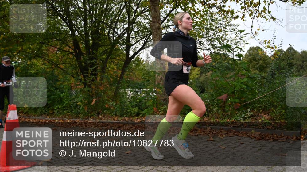 11.10.2026 - Bramfelder Halbmarathon 2026 J. Mangold http://msf.ph/oto/10827783 11.10.2026 10:44:04 Laufen 33, 768 meine-sportfotos.de