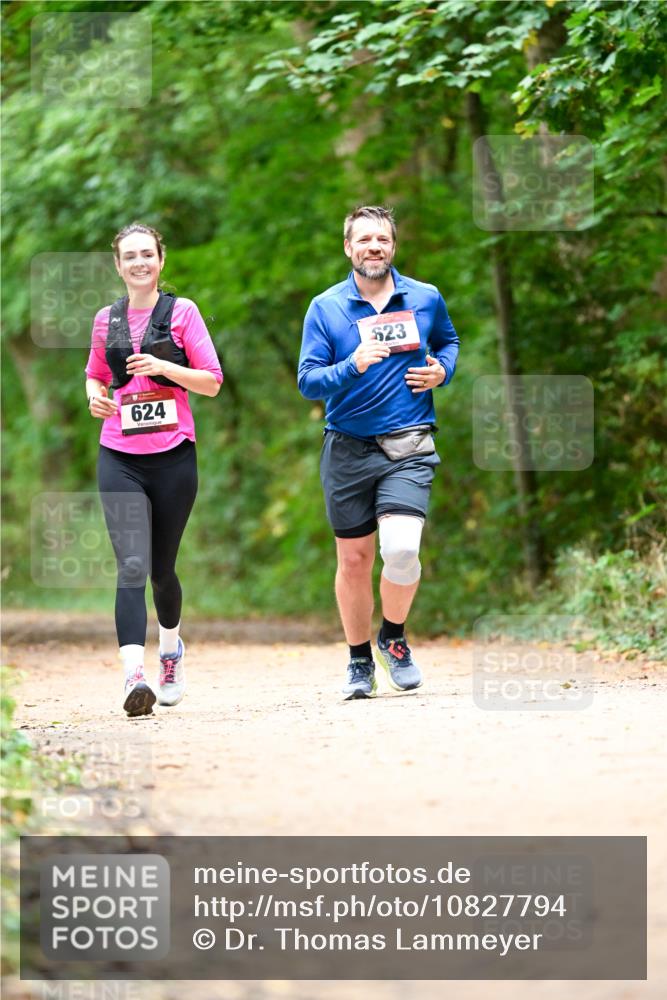 11.10.2026 - Bramfelder Halbmarathon 2026 Dr. Thomas Lammeyer http://msf.ph/oto/10827794 11.10.2026 11:04:16 Laufen 624, 623 meine-sportfotos.de