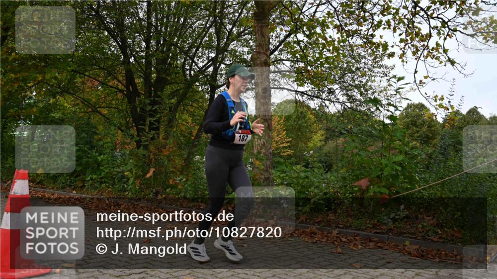 11.10.2026 - Bramfelder Halbmarathon 2026 J. Mangold http://msf.ph/oto/10827820 11.10.2026 10:44:21 Laufen 262, 274 meine-sportfotos.de