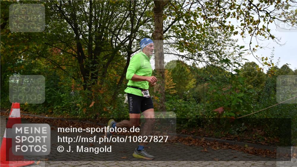 11.10.2026 - Bramfelder Halbmarathon 2026 J. Mangold http://msf.ph/oto/10827827 11.10.2026 10:44:23 Laufen 262, 296 meine-sportfotos.de