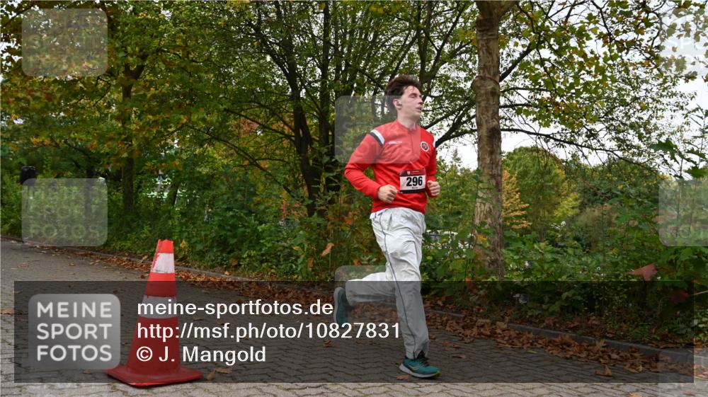 11.10.2026 - Bramfelder Halbmarathon 2026 J. Mangold http://msf.ph/oto/10827831 11.10.2026 10:44:27 Laufen 212, 262, 296, 349 meine-sportfotos.de