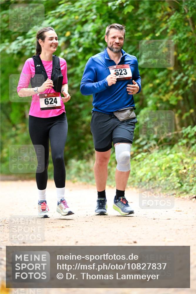 11.10.2026 - Bramfelder Halbmarathon 2026 Dr. Thomas Lammeyer http://msf.ph/oto/10827837 11.10.2026 11:04:19 Laufen 624, 623 meine-sportfotos.de