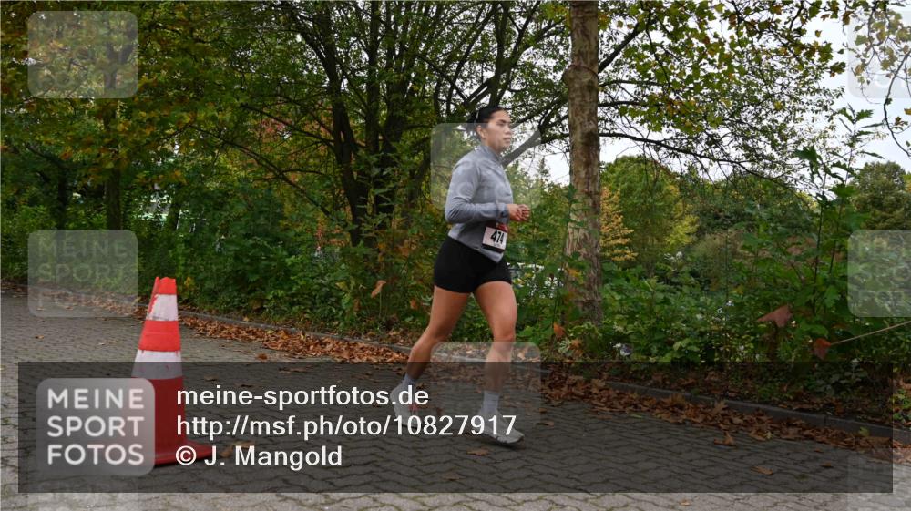 11.10.2026 - Bramfelder Halbmarathon 2026 J. Mangold http://msf.ph/oto/10827917 11.10.2026 10:45:20 Laufen 54, 474 meine-sportfotos.de