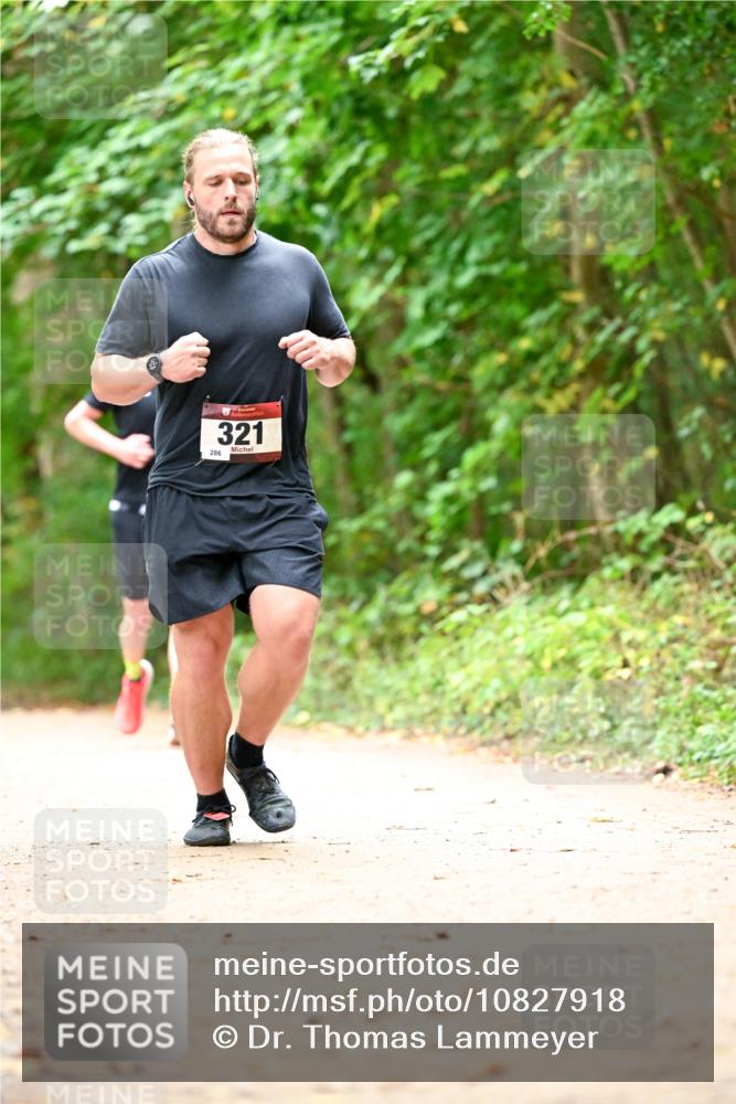 11.10.2026 - Bramfelder Halbmarathon 2026 Dr. Thomas Lammeyer http://msf.ph/oto/10827918 11.10.2026 11:04:37 Laufen 286, 321 meine-sportfotos.de