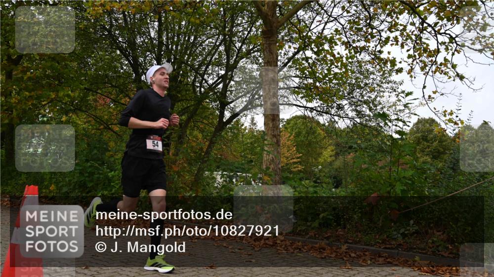 11.10.2026 - Bramfelder Halbmarathon 2026 J. Mangold http://msf.ph/oto/10827921 11.10.2026 10:45:24 Laufen 54, 77, 474 meine-sportfotos.de