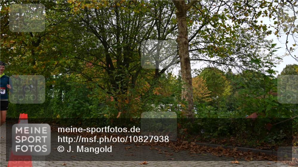 11.10.2026 - Bramfelder Halbmarathon 2026 J. Mangold http://msf.ph/oto/10827938 11.10.2026 10:45:37 Laufen 240, 260, 704, 814, 815 meine-sportfotos.de