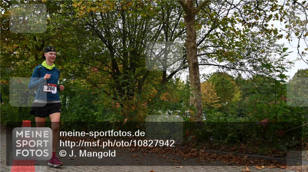 11.10.2026 - Bramfelder Halbmarathon 2026 J. Mangold http://msf.ph/oto/10827942 11.10.2026 10:45:38 Laufen 240, 260, 704, 814, 815 meine-sportfotos.de