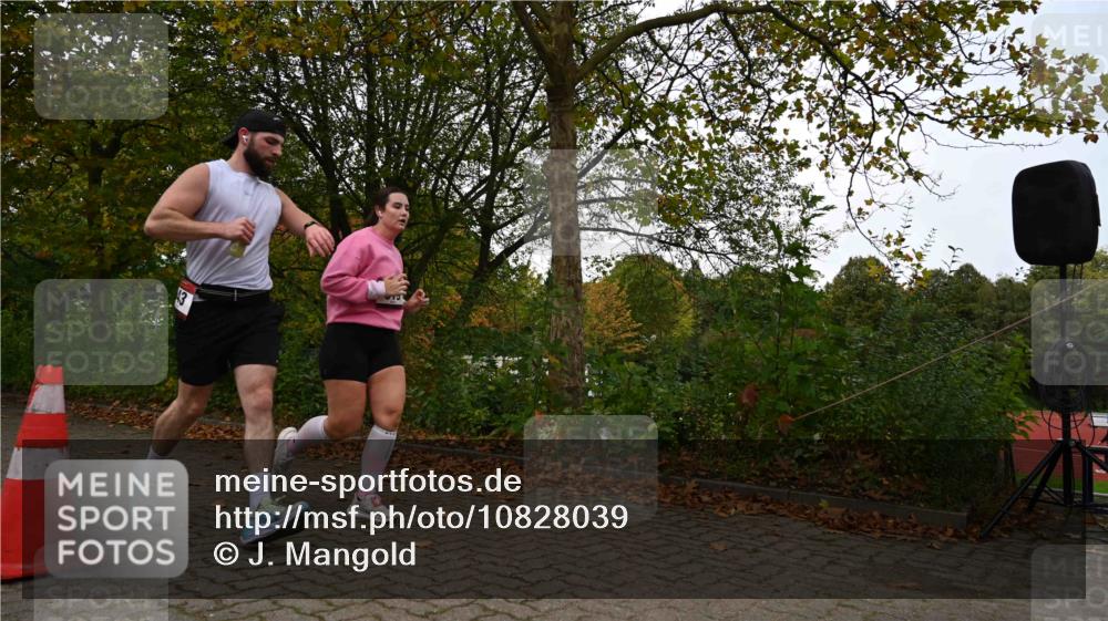 11.10.2026 - Bramfelder Halbmarathon 2026 J. Mangold http://msf.ph/oto/10828039 11.10.2026 10:46:46 Laufen 190, 543, 619 meine-sportfotos.de