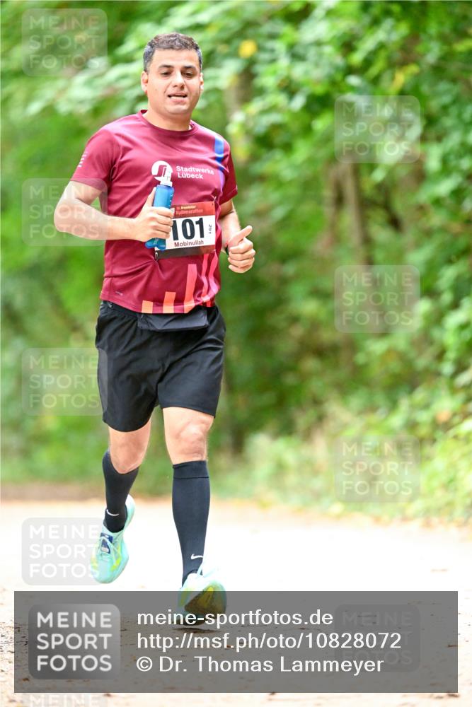 11.10.2026 - Bramfelder Halbmarathon 2026 Dr. Thomas Lammeyer http://msf.ph/oto/10828072 11.10.2026 11:05:14 Laufen 35, 101 meine-sportfotos.de